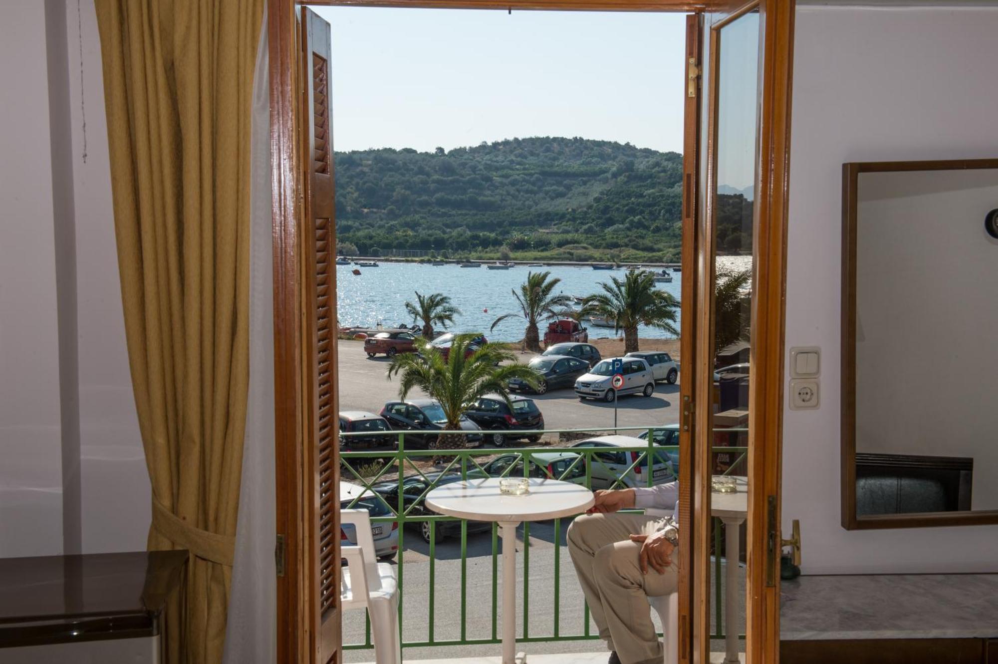 Verdelis Inn Epidaurus Zimmer foto